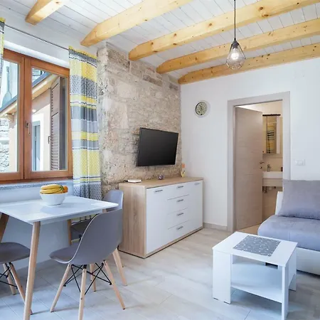 Leonardo&mak Apartmán Pula