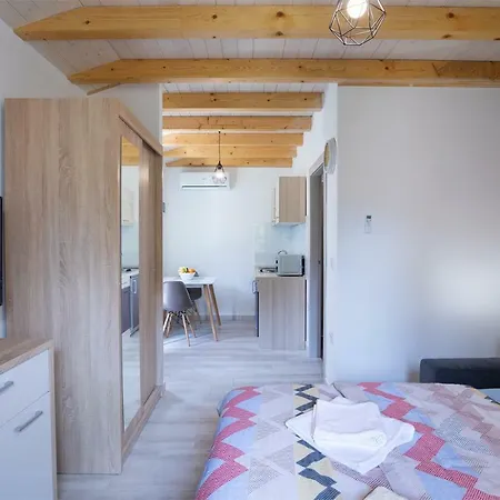 Apartment Leonardo&mak Pula